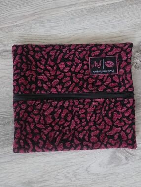 Makeup Junkie Bags 8 X 7.5" Cranberry & Black